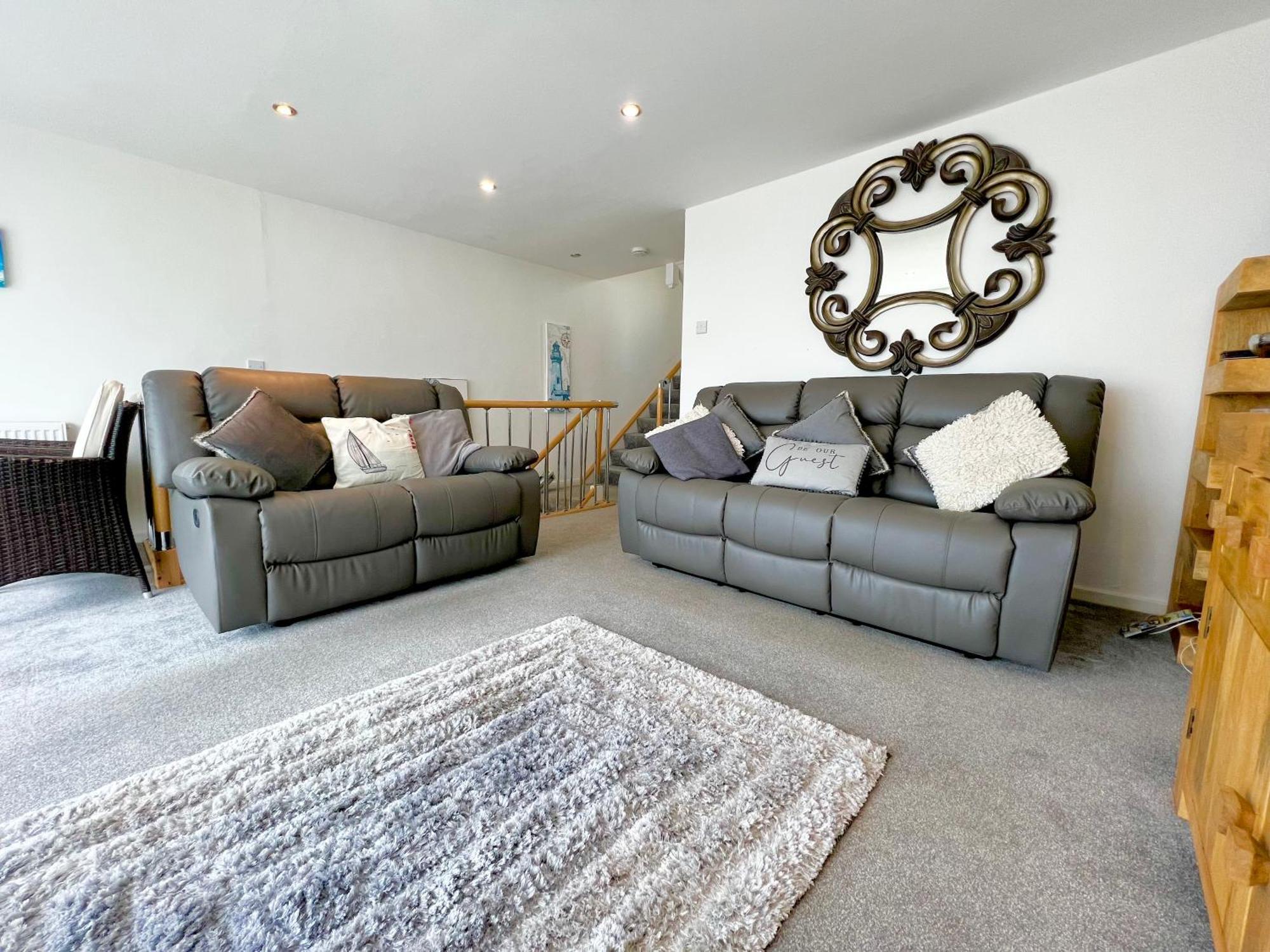 Stunning Beach Front House - Sleeps 6 Pwllheli Exterior photo